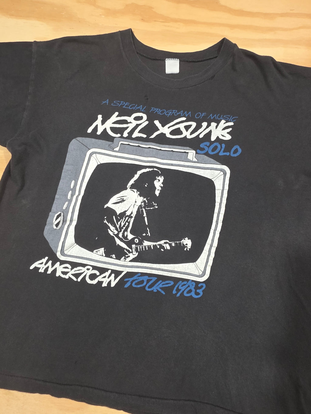 1983 Neil Young Small/Medium